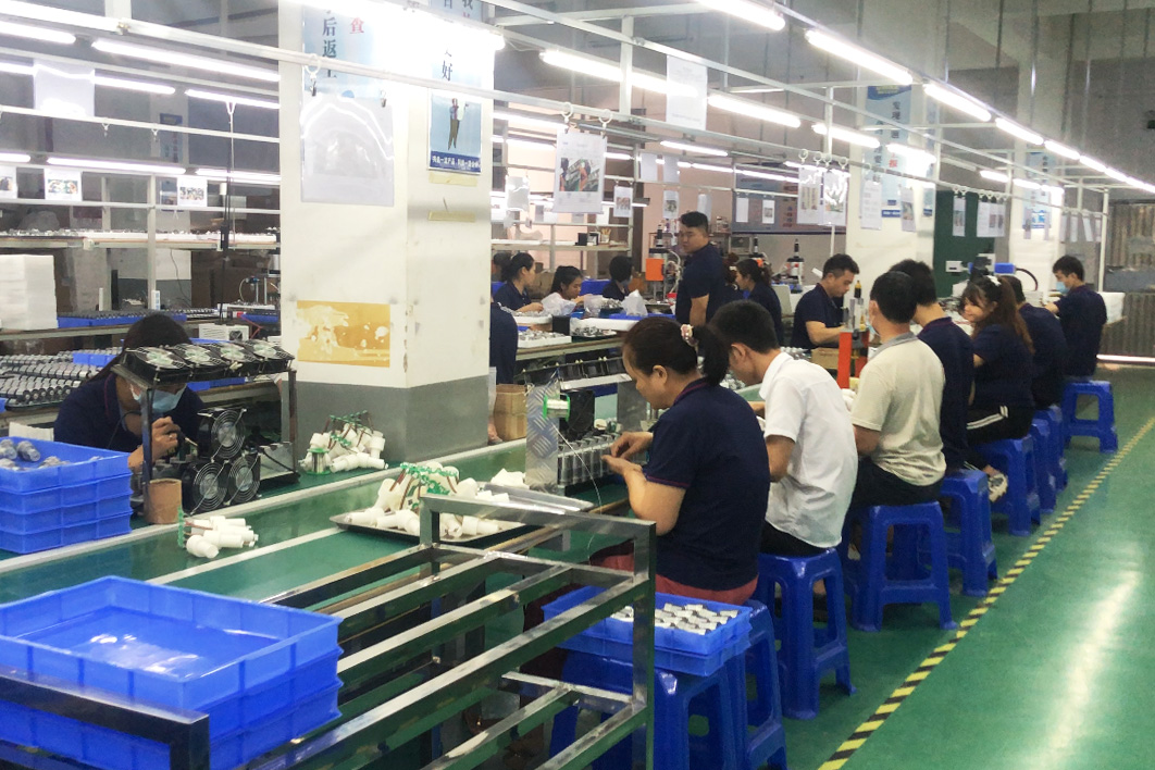 準雙曲面減速電機生產(chǎn)所用設(shè)備展示